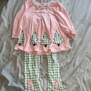 Pink and green Christmas tree set